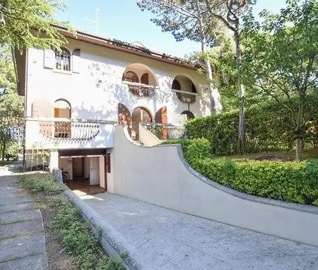 Shumann Villa